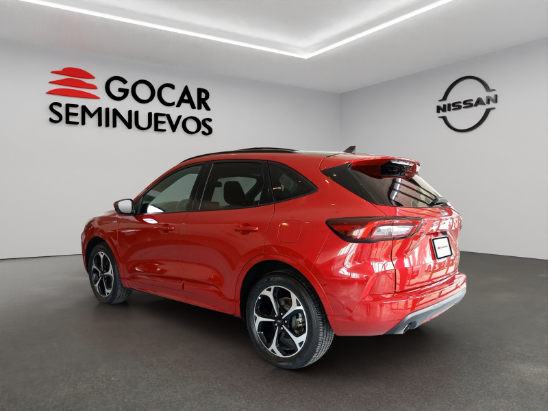 Ford Escape  5 pts. ST Line Elite, HEV, 2.5l, TA, piel, TP, f. niebla, RA-19, 4x4 (cambio de línea) 2023